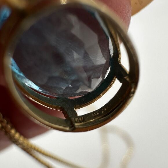 22" 14k YG box chain andā9x11mm oval cut Blue Topaz 14kt YG pendant necklace! - Picture 9 of 14